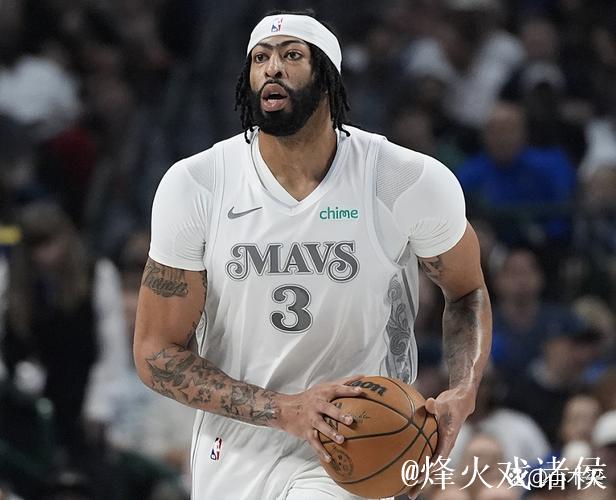 打完独行侠最后一战?浓眉无需手术但仍将缺席6周 打完独行侠最后一战?浓眉无需手术但仍将缺席6周