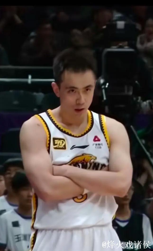 弗格41分辽宁险胜北控 赵继伟13+7张帆25分 弗格41分辽宁险胜北控 赵继伟13+7张帆25分