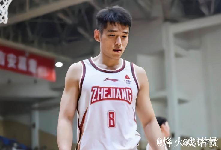 程帅澎15+10浙江6人上双大胜宁波 马奇32+8